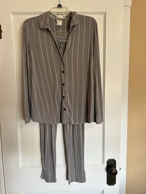 Soma Gray Pinstripe Button-Front Pajama Set - Medium